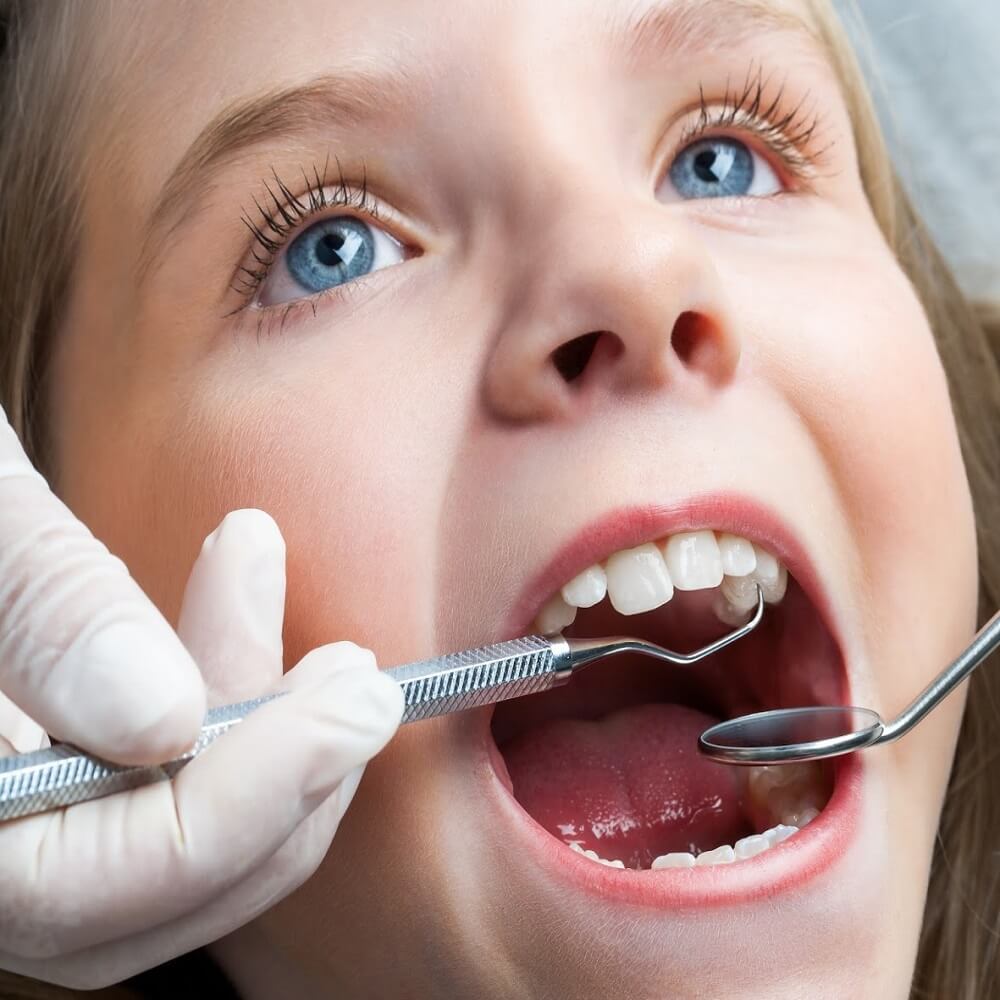 Niềng răng người lớn có điểm gì khác với niềng răng trẻ em?