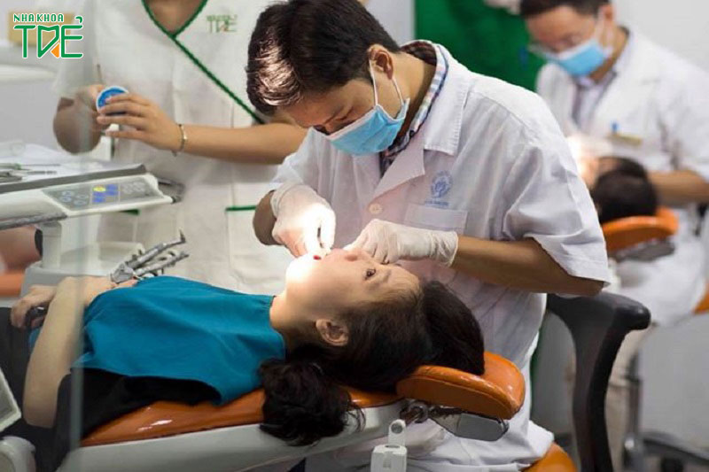 Niềng răng cho trẻ em có đau không phụ thuộc vào tay nghề của bác sĩ thực hiện