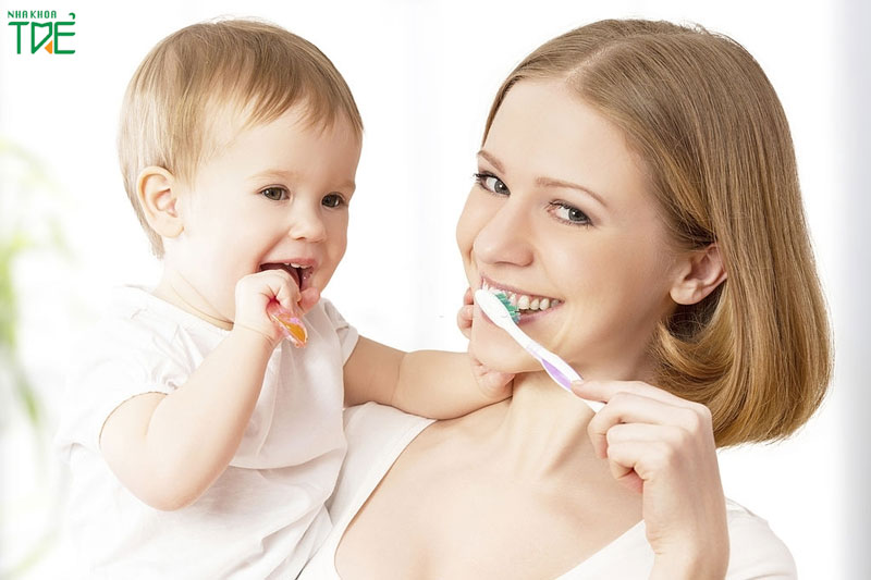 Bật mí cách chăm sóc răng miệng cho bé 2 tuổi