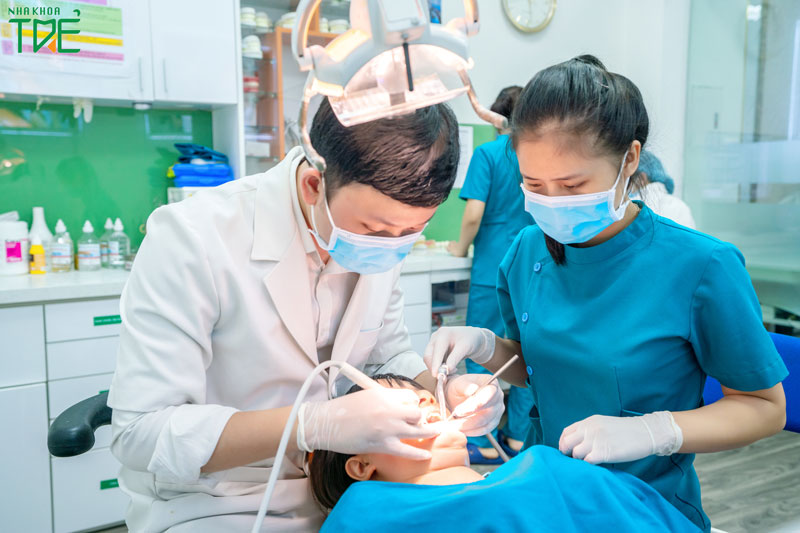 Khám răng định kỳ để phát hiện kịp thời bệnh lý răng miệng