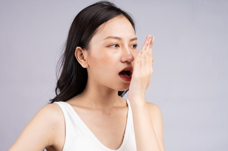 Hôi miệng sau khi nhổ răng nguyên nhân do đâu? Cách khắc phục như thế nào?