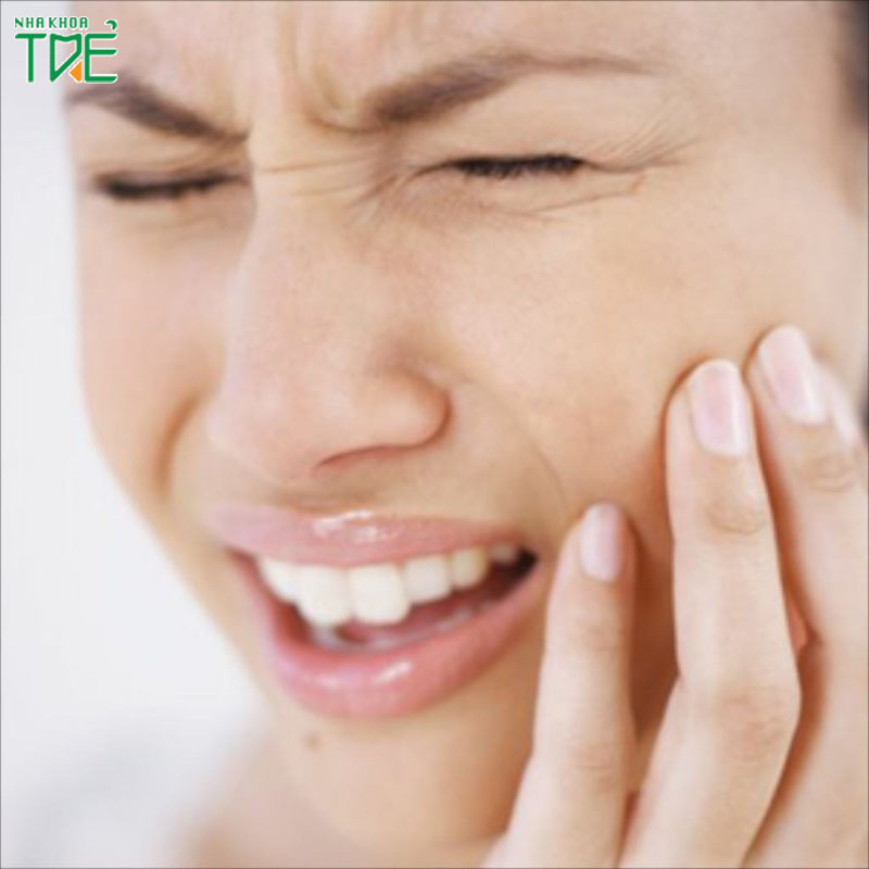 Nhai bị đau quai hàm: Dấu hiệu cảnh báo sức khỏe răng miệng