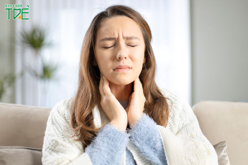 Nhổ răng khôn bị đau họng bao lâu? Cách khắc phục như thế nào?