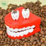 Cảnh giác 4 tác hại của cà phê đối với sức khỏe răng miệng