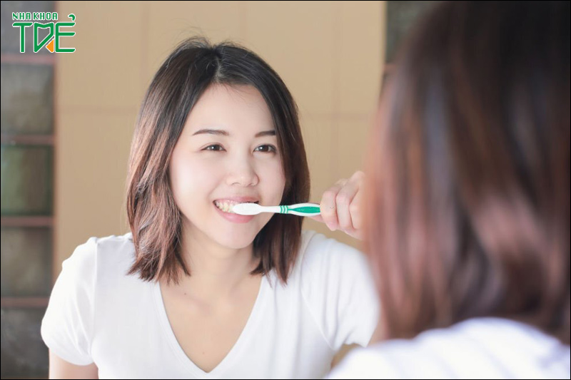 Chăm sóc răng miệng đúng cách giúp đẩy nhanh quá trình phục hình