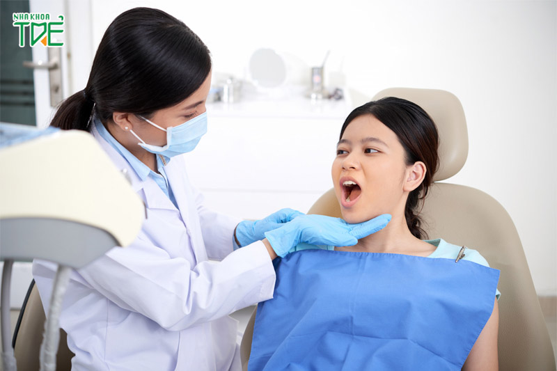 Đeo hàm duy trì vẫn bị chạy răng có thể do quy trình niềng gặp sai sót